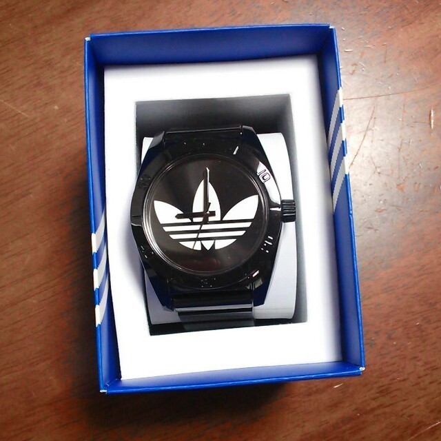adidas(アディダス)のｱﾃﾞｨﾀﾞｽ / 腕時計 レディースのファッション小物(腕時計)の商品写真
