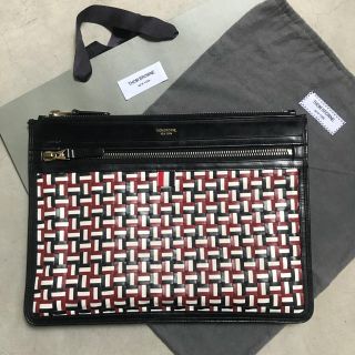 トムブラウン(THOM BROWNE)の最終値下 THOM BROWNE トリコロールクラッチバッグ トムブラウン(セカンドバッグ/クラッチバッグ)