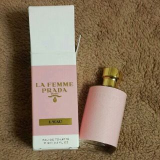 プラダ(PRADA)のPRADA香水 La Femme L'Eau 9ml(香水(女性用))