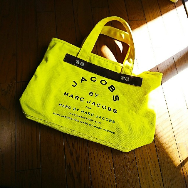 MARC BY MARC JACOBS(マークバイマークジェイコブス)のマークバイマークジェイコブス トートバッグ レディースのバッグ(トートバッグ)の商品写真