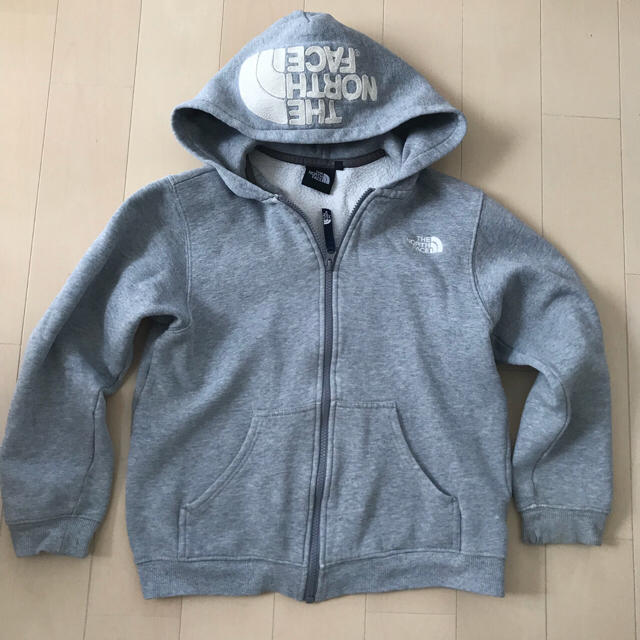 THE NORTH FACE(ザノースフェイス)のザ・ノースフェイス ジップアップパーカーキッズ150 キッズ/ベビー/マタニティのキッズ服男の子用(90cm~)(ジャケット/上着)の商品写真