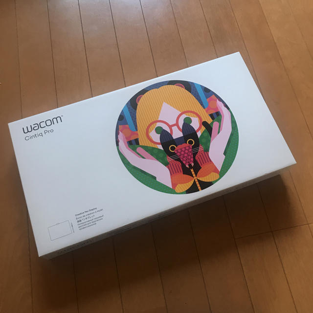 【新品同様】wacom cintiq pro 液タブへレット スマホ/家電/カメラのPC/タブレット(PC周辺機器)の商品写真