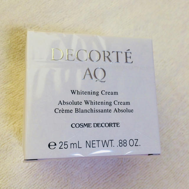 超熱 コーセー コスメデコルテ AQ ホワイトニング クリーム 25ml