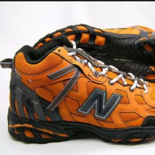 ニューバランス(New Balance)のニューバランス 26.5cm トレッキングシューズ オレンジ M0625H(登山用品)