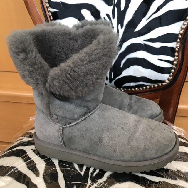 UGG(アグ)のアグ グレー ムートンブーツ 7 38 24 レディースの靴/シューズ(ブーツ)の商品写真