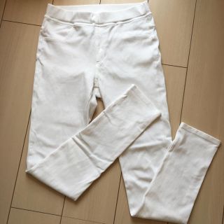 白 ズボン(カジュアルパンツ)