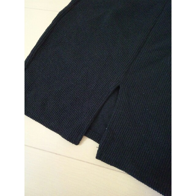 GRL(グレイル)の黒リブニット☆タイトスカート☆スリット レディースのスカート(ひざ丈スカート)の商品写真