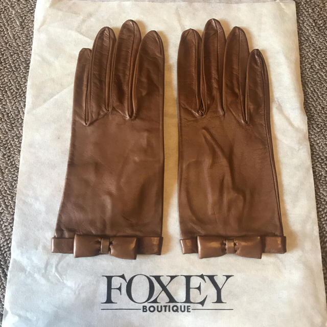 FOXEY(フォクシー)のFOXEY レザー手袋 レディースのファッション小物(手袋)の商品写真