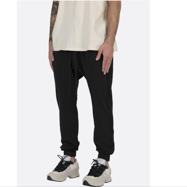 FEAR OF GOD(フィアオブゴッド)のmnml TRAINING SWEATPANTS - BLACK メンズのパンツ(その他)の商品写真