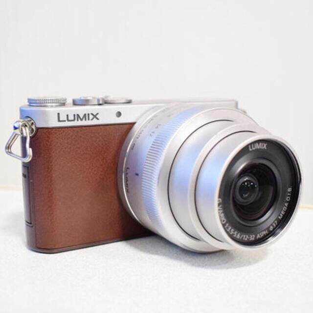 美品★Panasonic Lumix DMC-GM1SKブラウン デジタル一眼