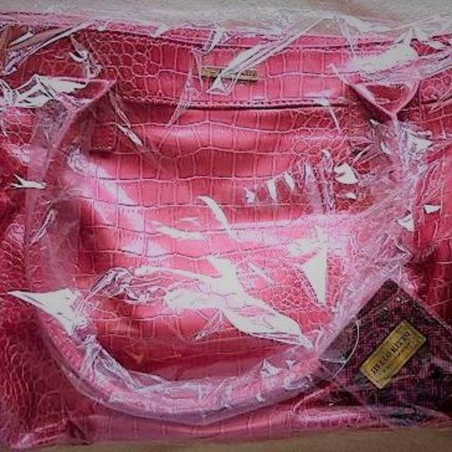 ハローキティ クロコダイル風ショルダーバッグ Pink の通販 By なんなる Shop ラクマ