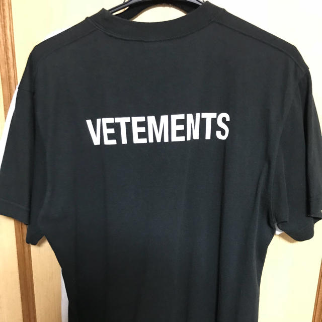 Balenciaga(バレンシアガ)のvetements staff tee  メンズのトップス(Tシャツ/カットソー(半袖/袖なし))の商品写真