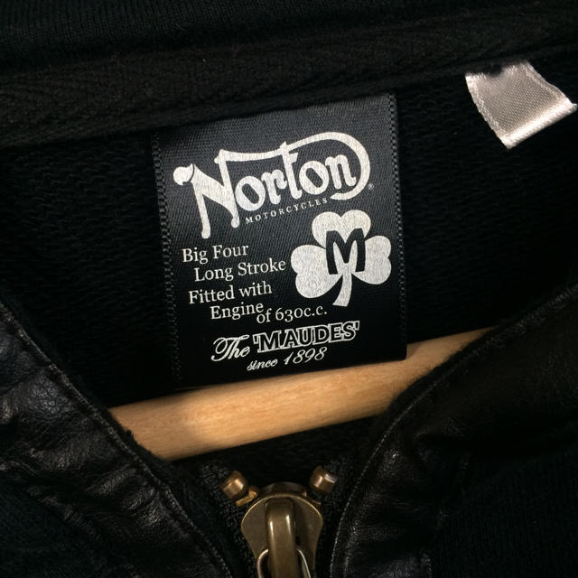 Norton(ノートン)のNorton パーカー ブルゾン 黒 メンズMサイズ メンズのトップス(パーカー)の商品写真