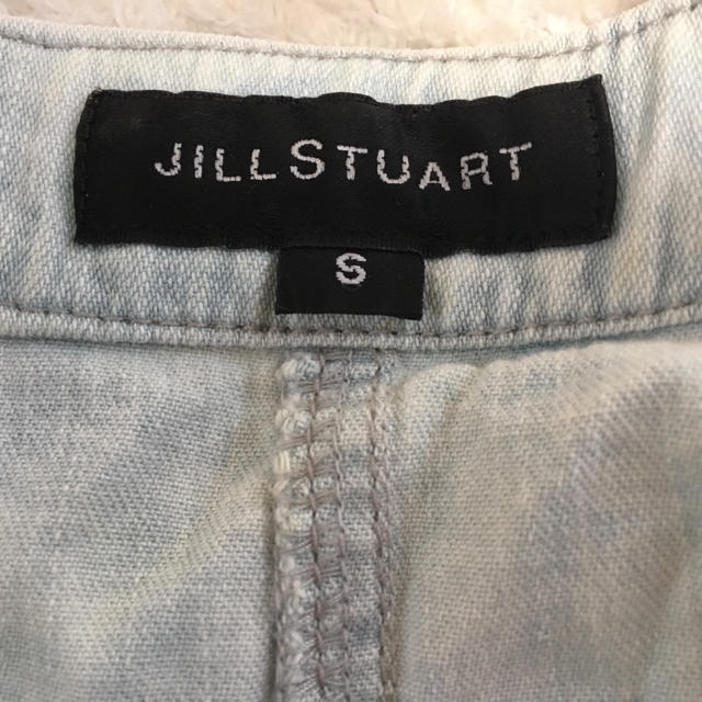 JILLSTUART(ジルスチュアート)のJILLSTUART 半袖パフスリーブデニムジャケット Sサイズ美品 レディースのジャケット/アウター(Gジャン/デニムジャケット)の商品写真