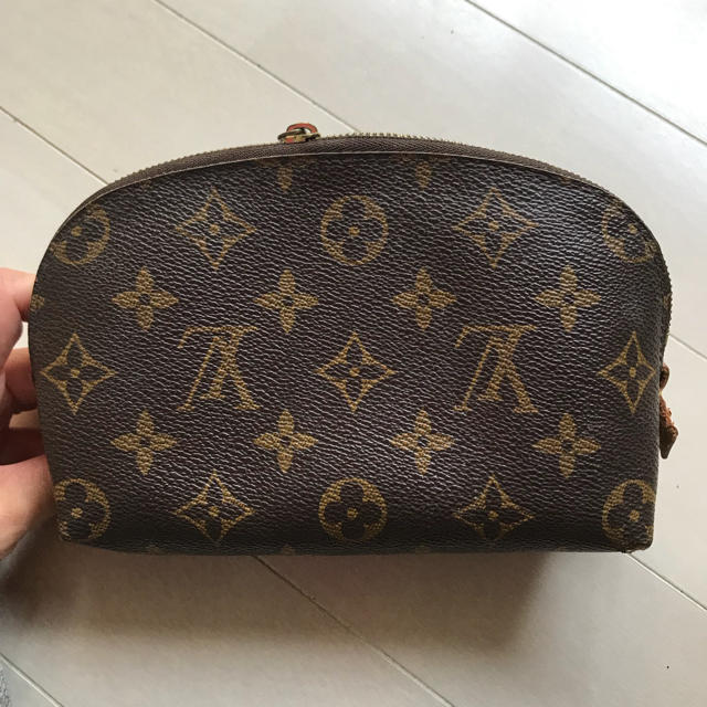 LOUIS VUITTON(ルイヴィトン)のルイヴィトンポーチ レディースのファッション小物(ポーチ)の商品写真