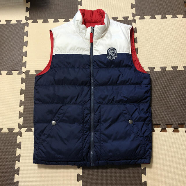 TOMMY HILFIGER(トミーヒルフィガー)のTOMMY HILFIGER 値下げ済み メンズのジャケット/アウター(ダウンベスト)の商品写真