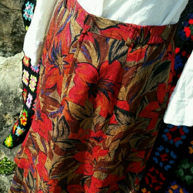 ヴィンテージ　スカート　花柄　縄文 レディースのスカート(ロングスカート)の商品写真
