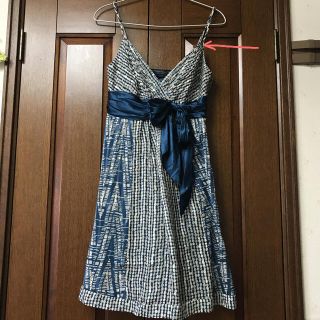 ビーシービージーマックスアズリア(BCBGMAXAZRIA)のBCBG★未使用★道端姉妹愛用ブランド★ワンピース (ひざ丈ワンピース)