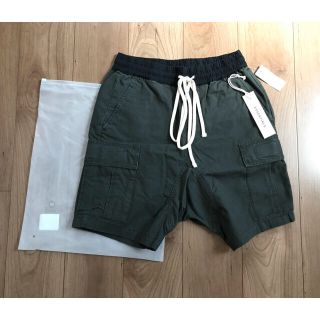 フィアオブゴッド(FEAR OF GOD)の【XS】正規品 新品 FOG fear of god cargo Shorts(ショートパンツ)