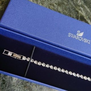 スワロフスキー(SWAROVSKI)の美品★雑誌掲載商品★SWAROVSKI★テニスブレスレット／ユニセックス(ブレスレット/バングル)