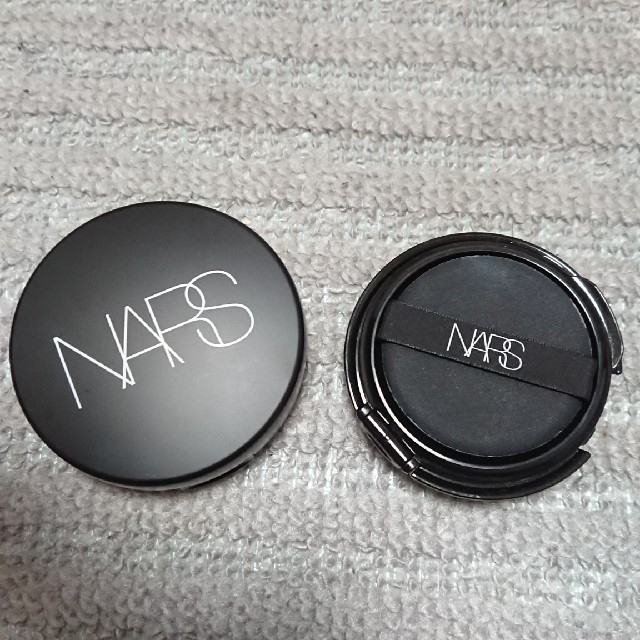 NARS(ナーズ)のNARS アクアティックグロー クッションコンパクト コスメ/美容のベースメイク/化粧品(ファンデーション)の商品写真