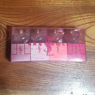 イヴサンローランボーテ(Yves Saint Laurent Beaute)の香水　ベビードール(香水(女性用))