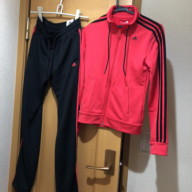 adidas(アディダス)のアディダス☆新品美ラインジャージ上下 レディースのトップス(トレーナー/スウェット)の商品写真