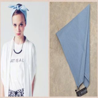 エモダ(EMODA)のEMODA♡デニムバンダナ新品タグ付き(ヘアバンド)