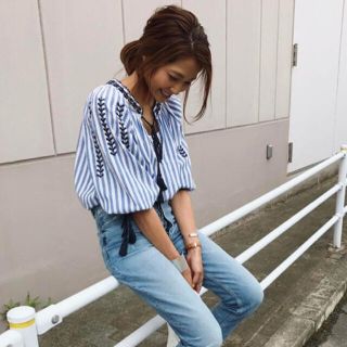 ザラ(ZARA)のZARA(シャツ/ブラウス(半袖/袖なし))