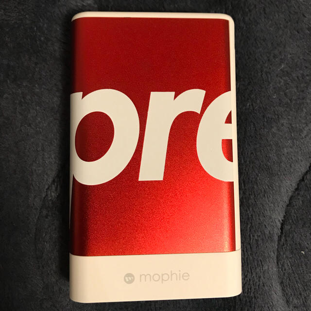 Supreme(シュプリーム)のMophie encore 10K - supreme  スマホ/家電/カメラのスマートフォン/携帯電話(バッテリー/充電器)の商品写真