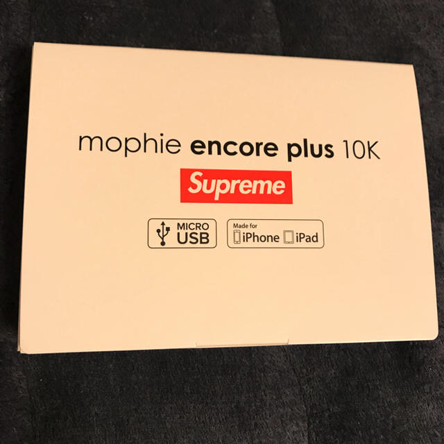 Supreme(シュプリーム)のMophie encore 10K - supreme  スマホ/家電/カメラのスマートフォン/携帯電話(バッテリー/充電器)の商品写真