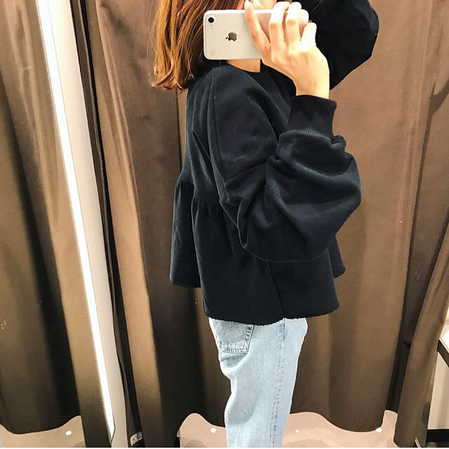 ZARA フリル付きプルオーバー スウェット