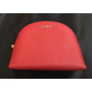 フルラ(Furla)の【送料込み】FURLA ポーチ 赤 18×13×7cm(ポーチ)