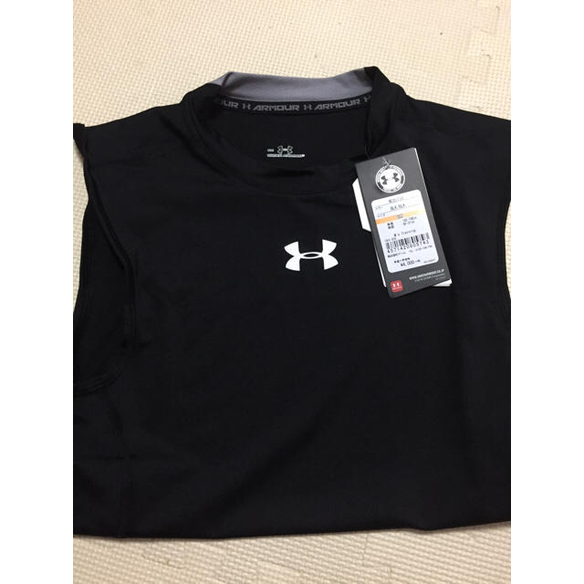 UNDER ARMOUR(アンダーアーマー)のUNDER　ARMOUR新品未使用タグ付 スポーツ/アウトドアのトレーニング/エクササイズ(トレーニング用品)の商品写真