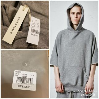 フィアオブゴッド(FEAR OF GOD)のFOG essentials cut off sleeve hoodie(パーカー)