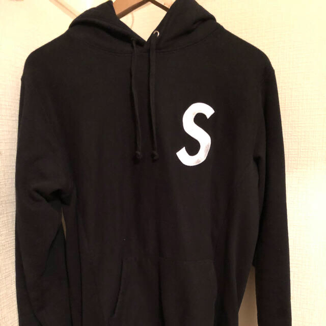 Supreme - シュプリーム supreme Slogo Sロゴ パーカーの通販 by