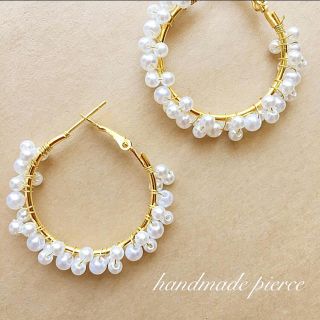 パールフープピアス ホワイト(ピアス)