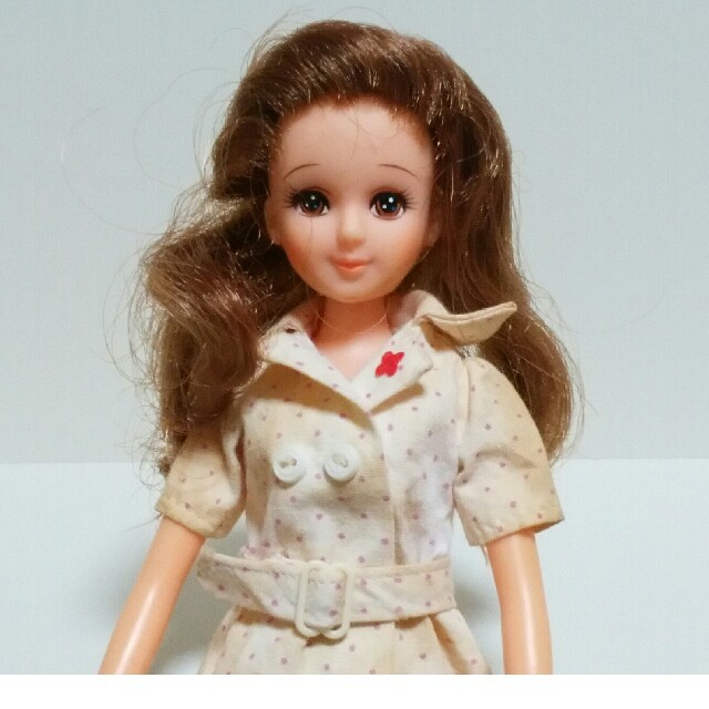 旧タカラ!2代目リカちゃん 白衣のエミリー先生♪当時物の通販 旧タカラ!2代目リカちゃん 白衣のエミリー先生♪当時物の通販