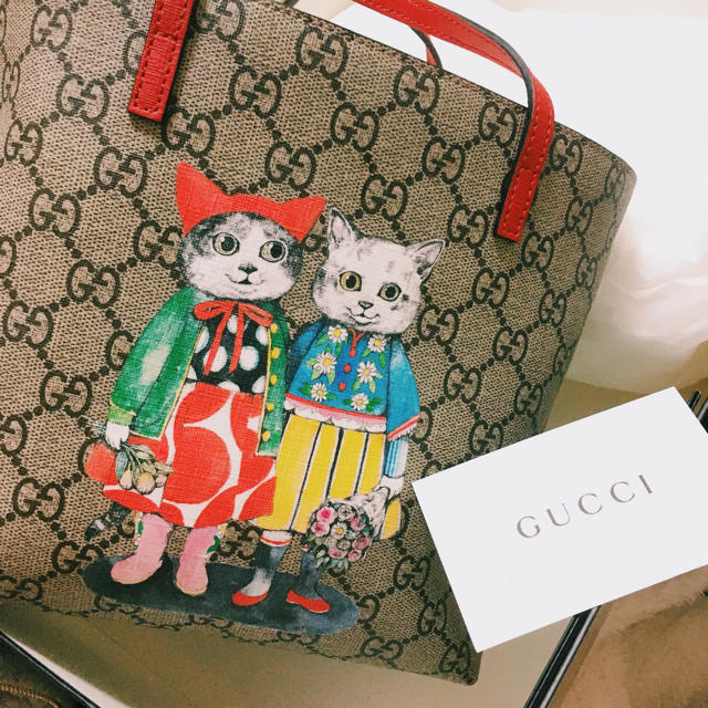 熱販売 Gucci - gucci ヒグチユウコ 猫 バッグ ハンドバッグ
