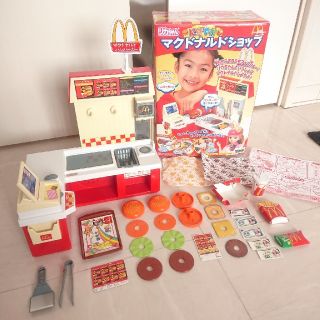 タカラトミー(Takara Tomy)のリカちゃん  にぎやかマクドナルドショップ(ぬいぐるみ/人形)