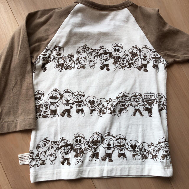 アンパンマン(アンパンマン)のアンパンマン ロンT キッズ/ベビー/マタニティのキッズ服男の子用(90cm~)(Tシャツ/カットソー)の商品写真