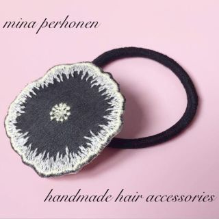 ミナペルホネン(mina perhonen)のハンドメイド ミナペルホネン  jellyfrower ヘアゴム (ヘアアクセサリー)