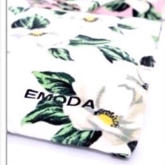 EMODA(エモダ)の新品未使用☆EMODAノベルティータオル その他のその他(その他)の商品写真