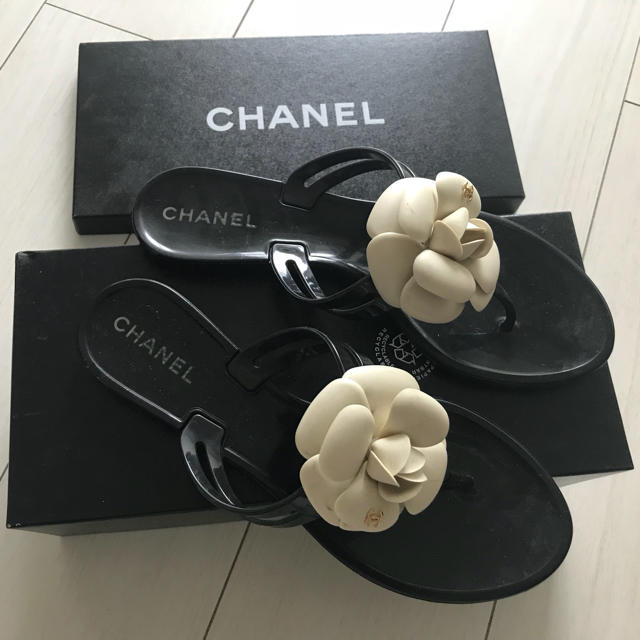 CHANEL(シャネル)のCHANELビーチサンダル レディースの靴/シューズ(ビーチサンダル)の商品写真