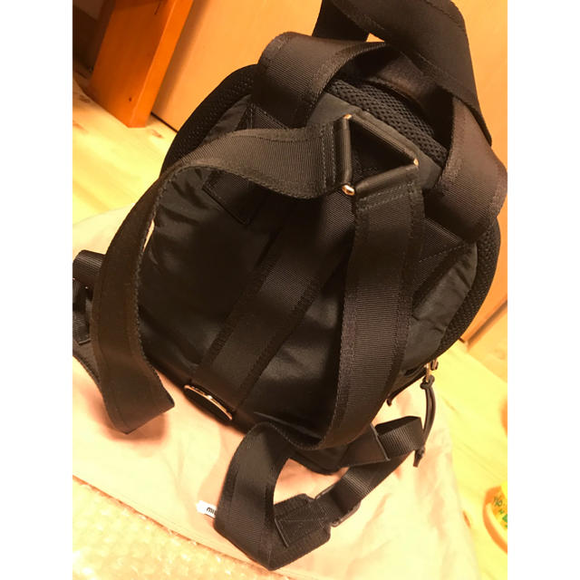 miumiu(ミュウミュウ)の【美品】miumiu  リュック バッグ クリスタル レディースのバッグ(リュック/バックパック)の商品写真