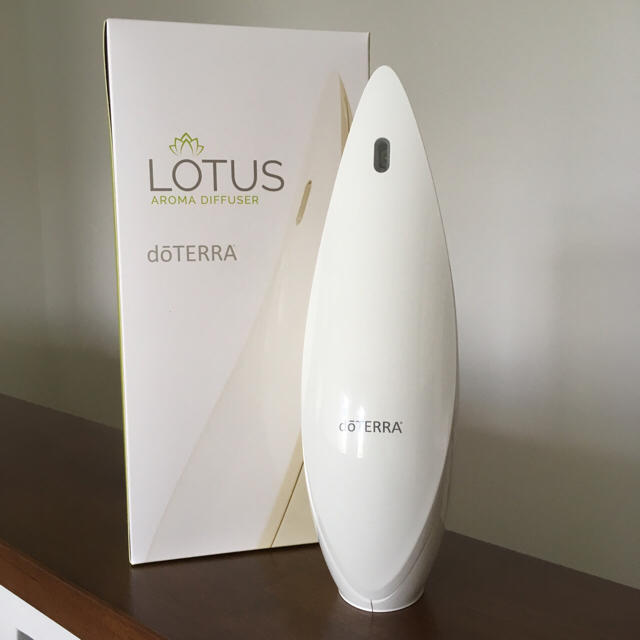 お値下げ【新品・未使用】ドテラ　ロータスディフューザー　Lotus