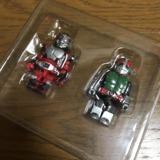 メディコムトイ(MEDICOM TOY)のKUBRICK キューブリック 2体セット 仮面ライダー龍騎 ♫(特撮)