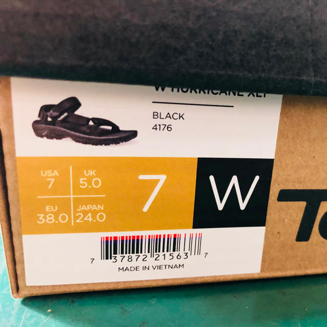 Teva(テバ)のTEVA サンダル 24cm (1) レディースの靴/シューズ(サンダル)の商品写真