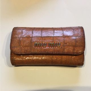 ミュウミュウ(miumiu)のmiumiu キーケース(キーケース)