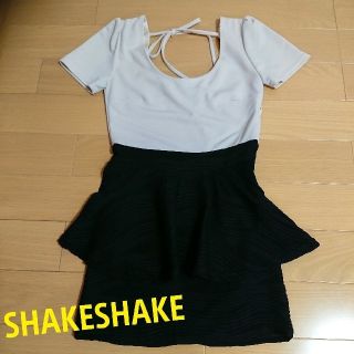 シェイクシェイク(SHAKE SHAKE)の処分★SHAKESHAKE★ワンピ★ペプラム★Mサイズ★riendaリップ(ミニワンピース)